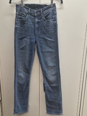 MOTHER WOMEN's SKINNY Jeans in Blue Wash